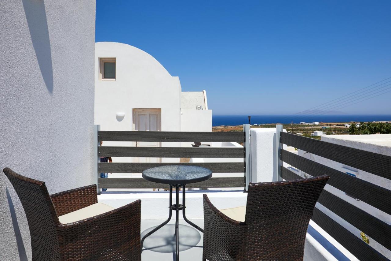 Nalu Suites Фира Екстериор снимка