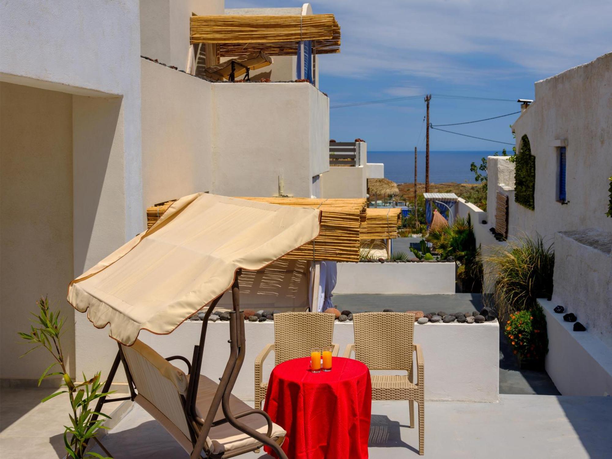 Nalu Suites Фира Екстериор снимка