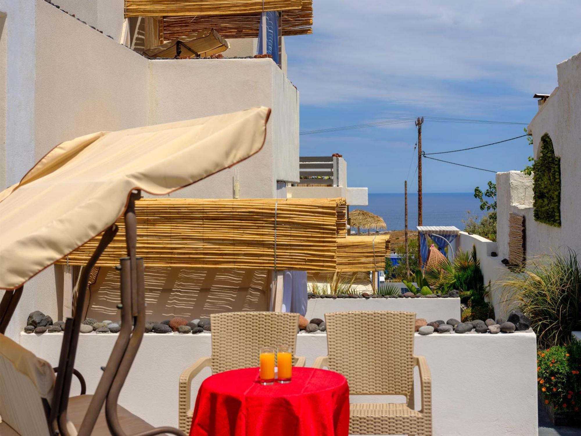 Nalu Suites Фира Екстериор снимка